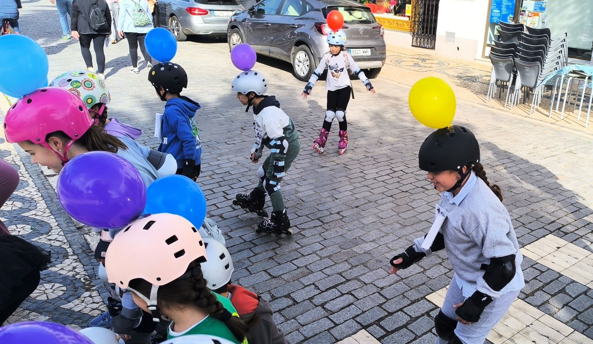 Las familias participaron en la II Marcha &#039;Sobre Ruedas&#039; del AMPA Sagrado Corazón