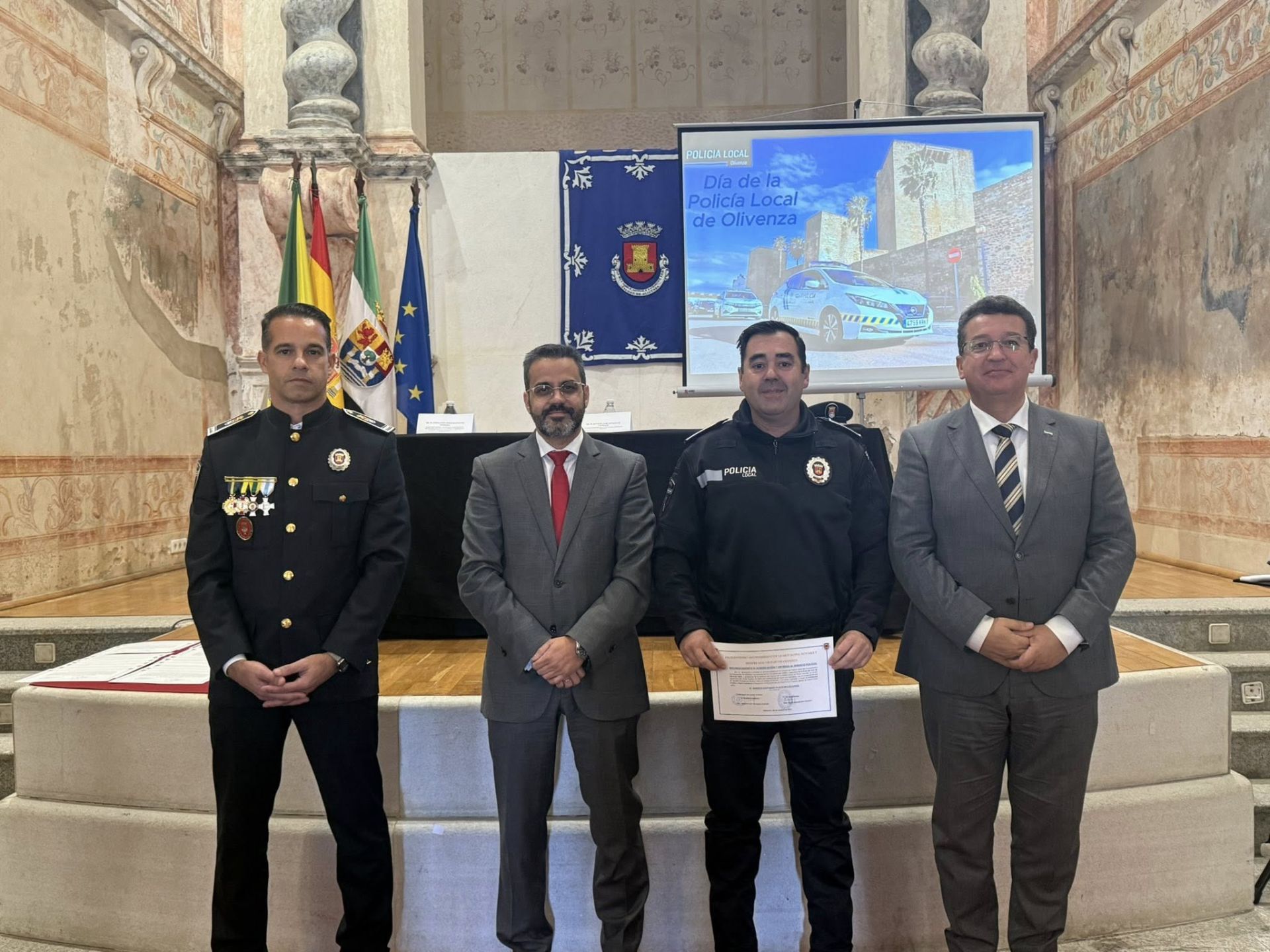 Entregadas 33 distinciones en la conmemoración del V Día de la Policía Local de Olivenza