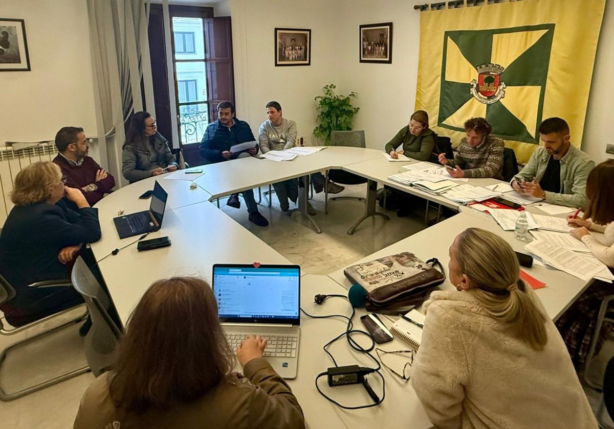 Un momento de la reunión mantenida.