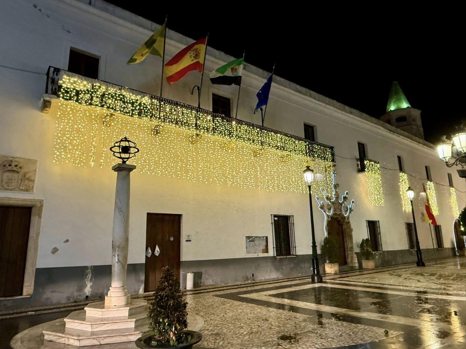 La ciudad arranca la programación navideña con las actividades del encendido