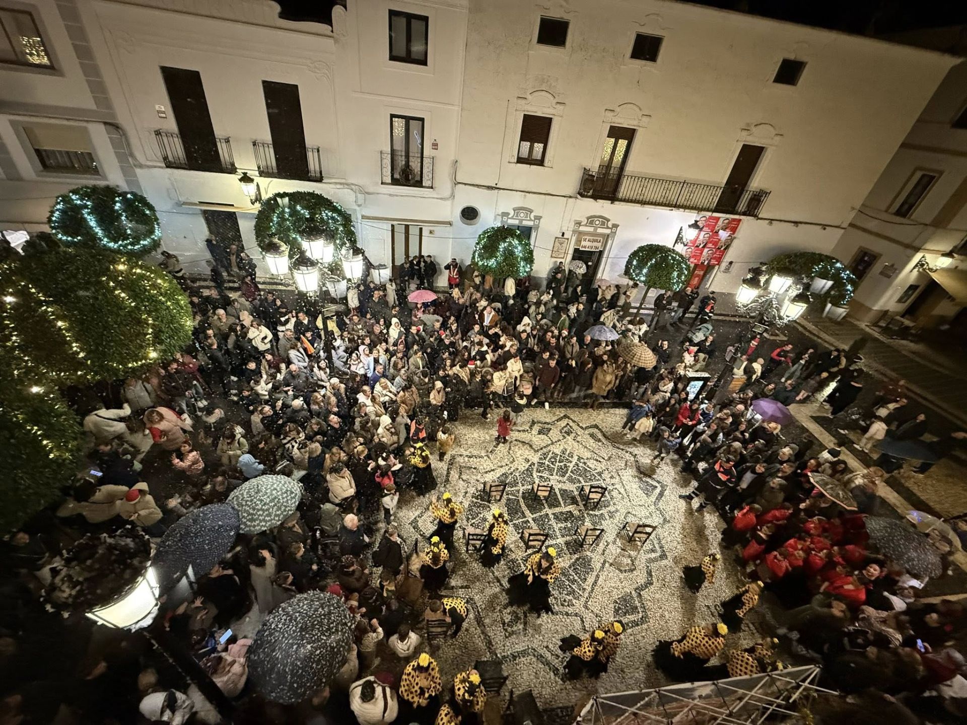 La ciudad arranca la programación navideña con las actividades del encendido