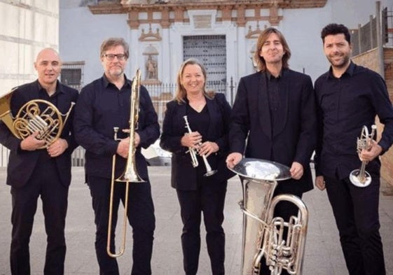 El Meegs ofrece su Concierto de Navidad a cargo del grupo Sevilla Brass