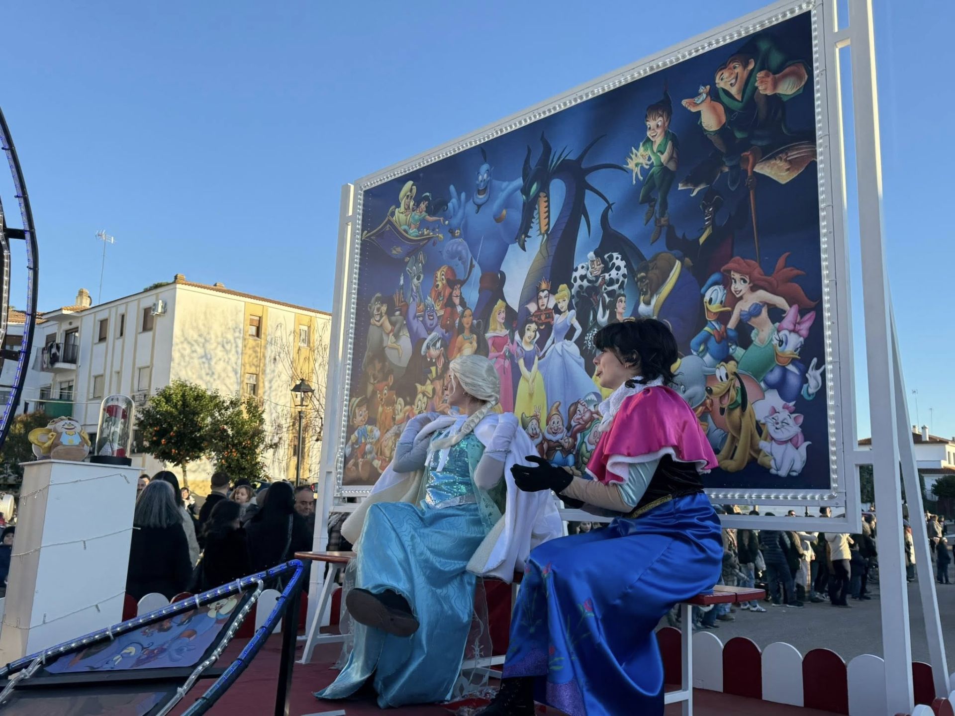 Las calles de Olivenza se llenan de magia con la Cabalgata de Reyes