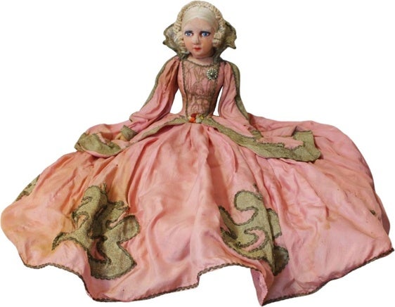 El Meegs elige como primera pieza del mes del 2026 una muñeca cojín o boudoir
