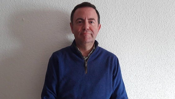 El historiador Heliodoro Núñez, presenta su obra ganadora del Premio Arturo Barea