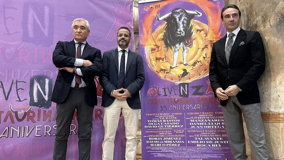 El maestro Enrique Ponce presenta el cartel del 35º aniversario de la Feria