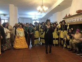 Imagen de archivo del baile de mayores.