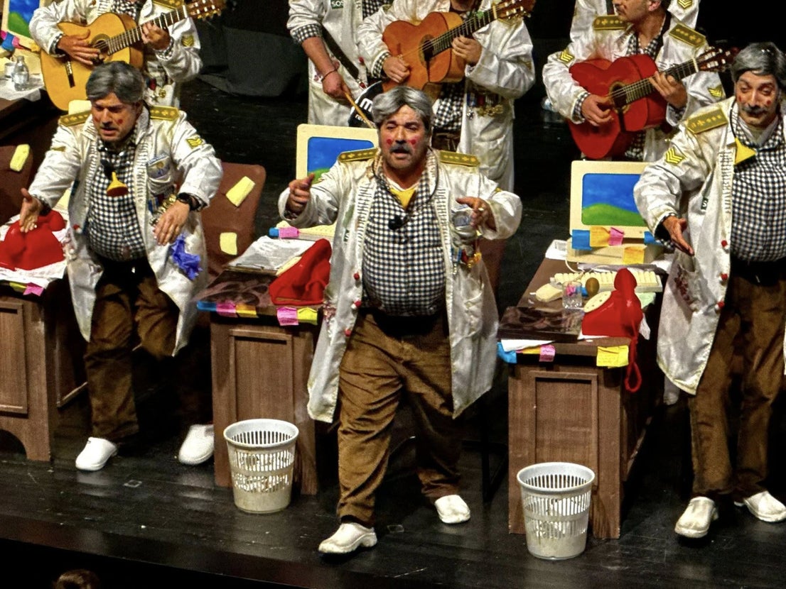 El Certamen de Murgas del Carnaval 2026 llena de ingenio la Casa de la Cultura