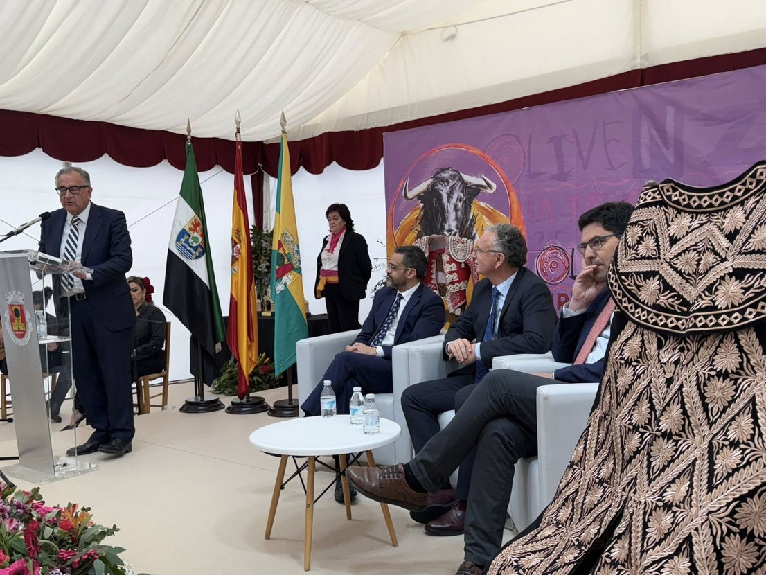 El periodista Roberto Gómez ensalzó el valor de la tauromaquia en su pregón de la Feria del Toro