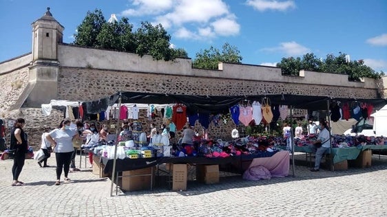 El mercadillo de los sábados se traslada de ubicación por un evento en el recinto ferial