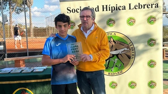 El joven tenista Jorge Costa, campeón Infantil oro en la Copa Federación Extremeña