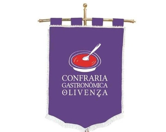 La Confraria Gastronómica celebra un encuentro en torno al ibérico con homenaje a Ibarra