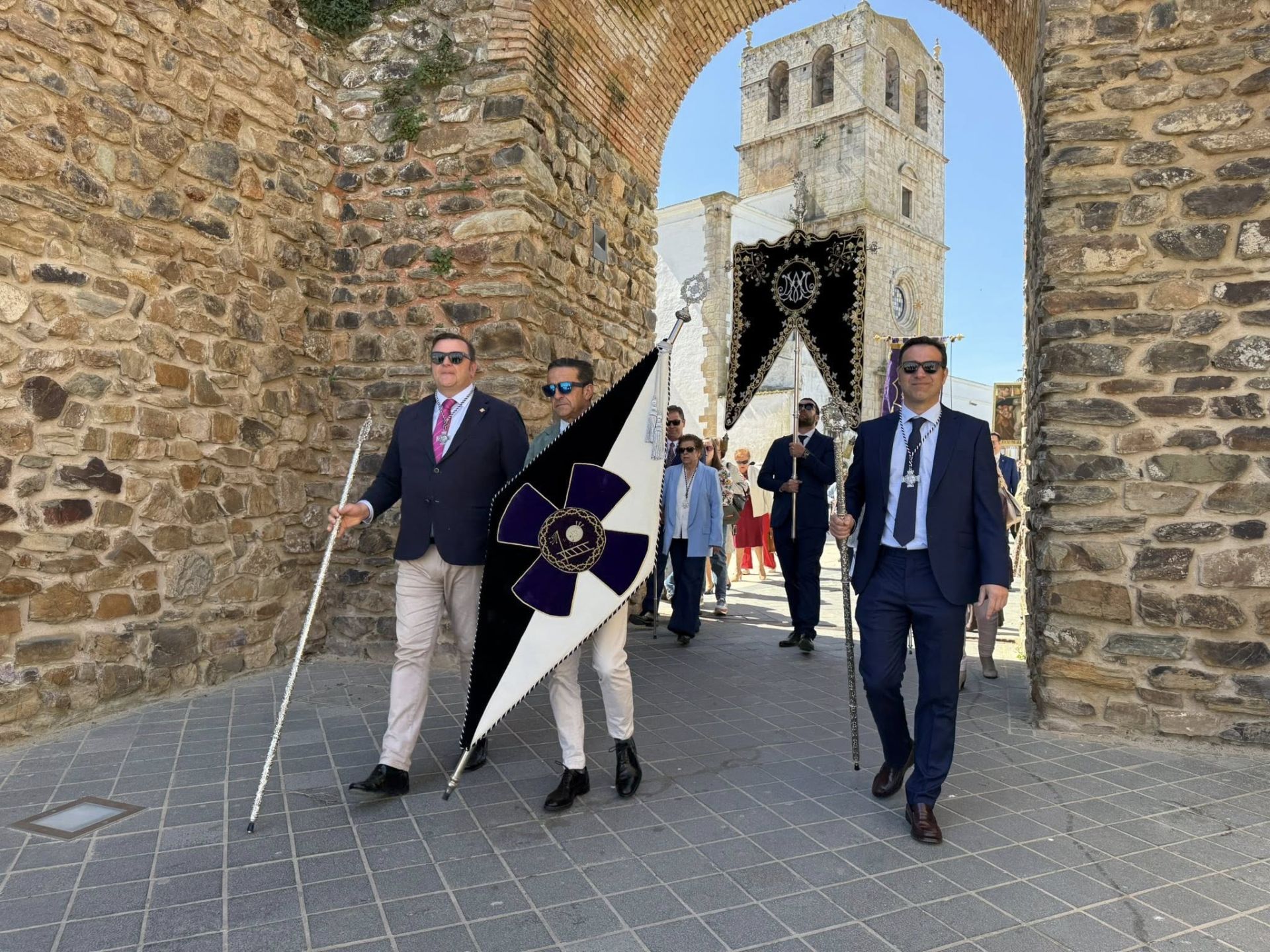 La bendición de los campos puso el broche final a la Semana Santa de Olivenza