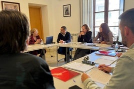 El Consistorio y los agentes sociales planifican la nueva oferta de empleo público