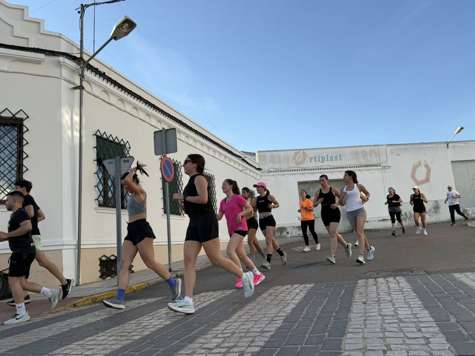 Olivenza se vuelca con el deporte y la convivencia en una jornada participativa en sus calles