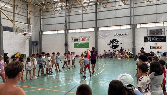 Más de 300 menores participan este verano en los campamentos y ludotecas de Olivenza