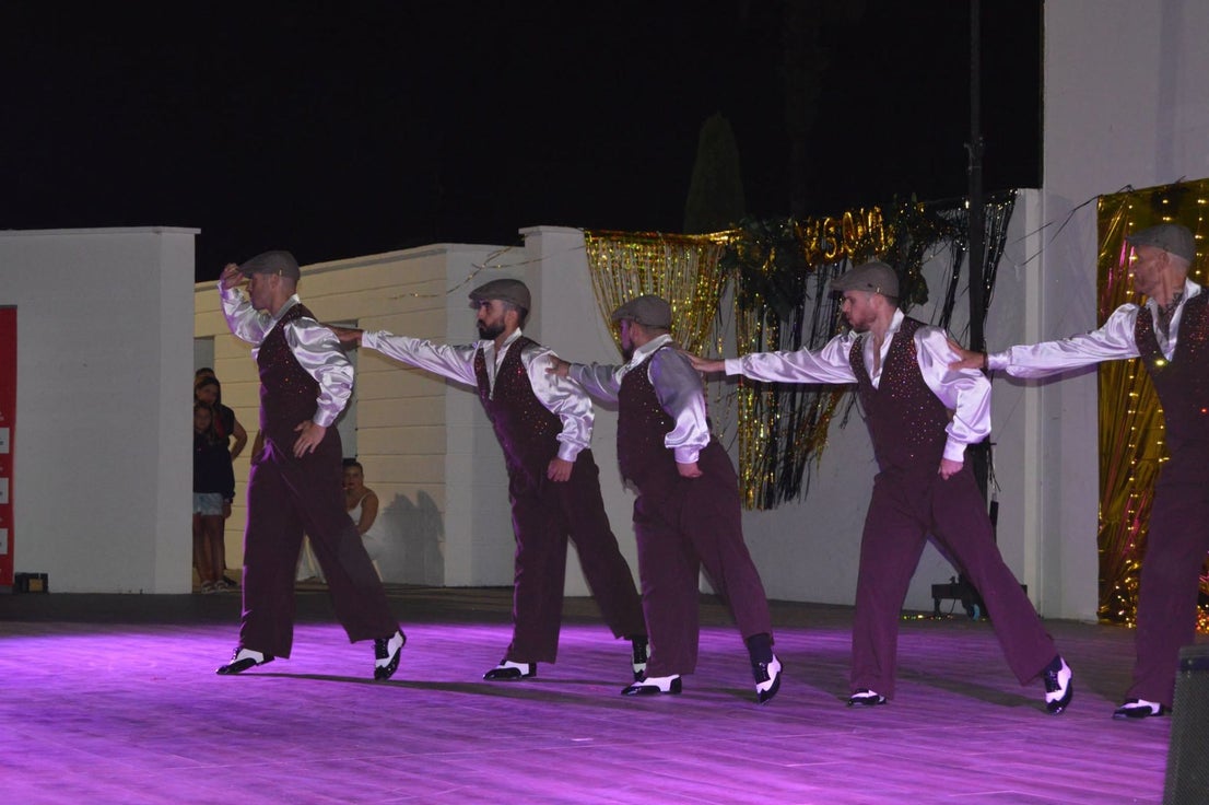 El XVIII Festival de Bailes Alson concentra más de cien bailarines de todas las edades