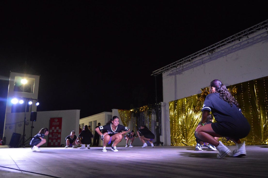 El XVIII Festival de Bailes Alson concentra más de cien bailarines de todas las edades