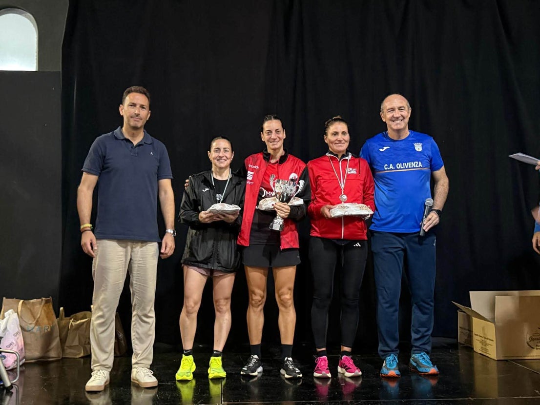 Más de 200 deportistas en la V Carrera Popular a pesar de la lluvia