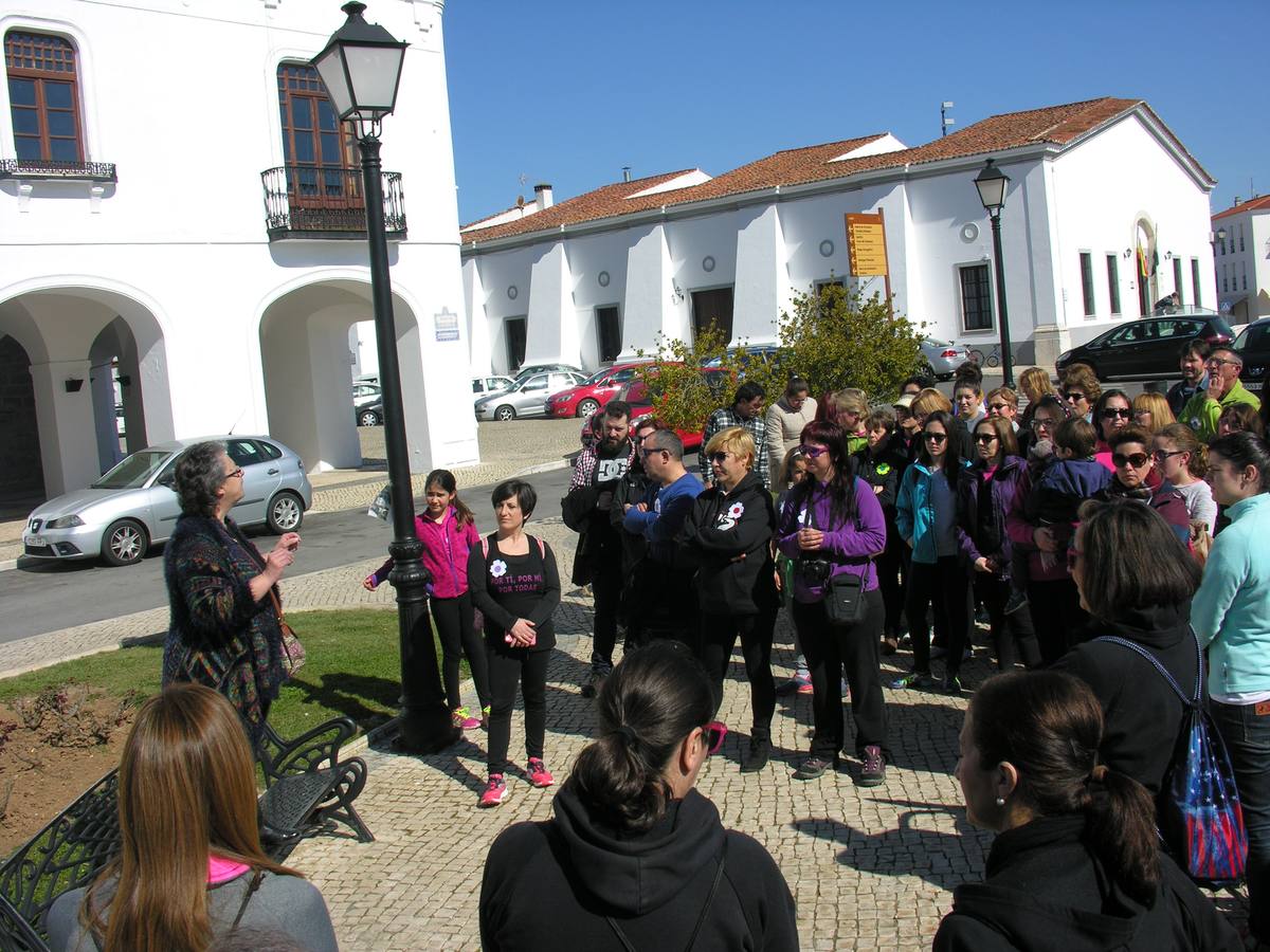 La I Marcha por la Igualdad propone recrear la defensa femenina del Calvario