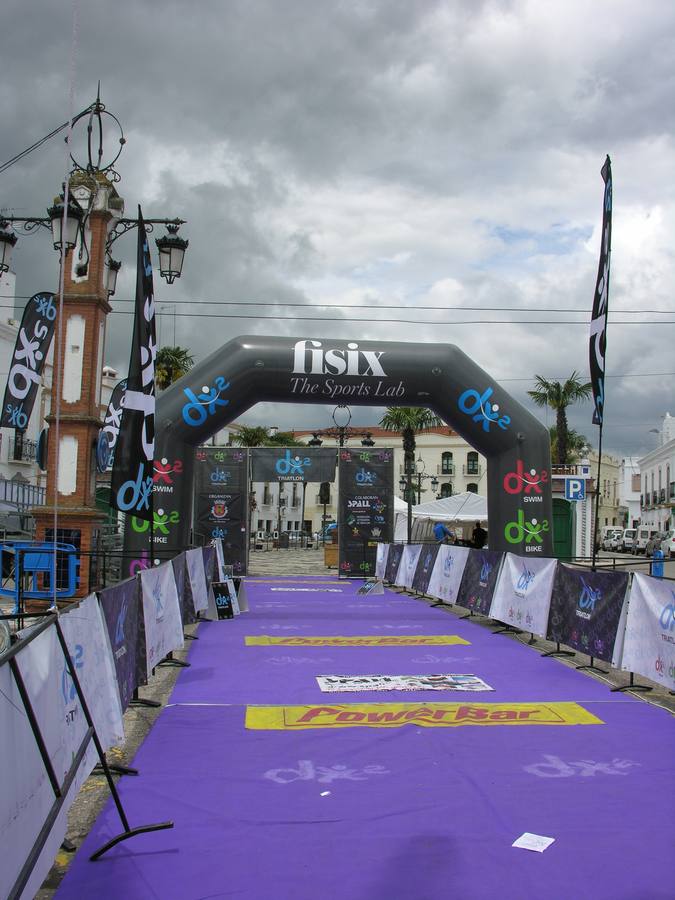 Preparativos en el Paseo Chico para recibir a los deportistas. 
