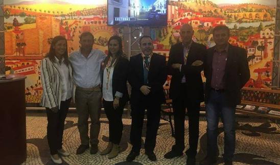 El director general de Turismo de la Junta de Extremadura, Francisco Martín Simón, visitó esta mañana el estand de Olivenza en la Feria Ibérica de Turismo de Guarda. 