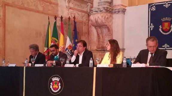 Acto institucional de inauguración del Día de Portugal en Olivenza. 