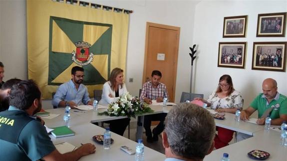 Reunión de la Junta Local de Seguridad, con la presencia de la delegada del Gobierno en Extremadura. 