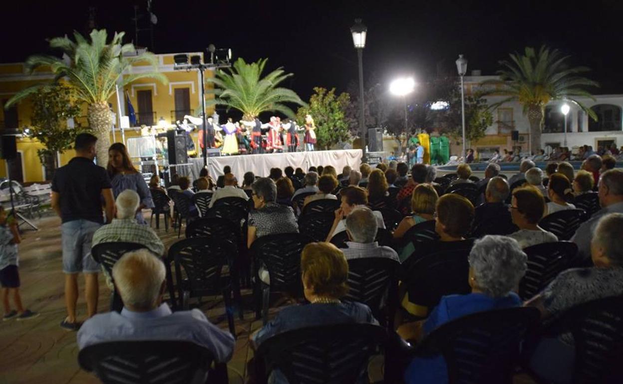 VI Festival Folklorico Nacional «Vegas Bajas» en Puebla de la Calzada