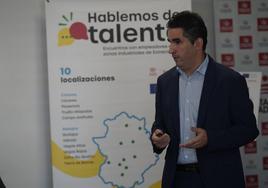 Puebla de la Calzada acoge un desayuno de trabajo del proyecto 'Hablemos de Talento'