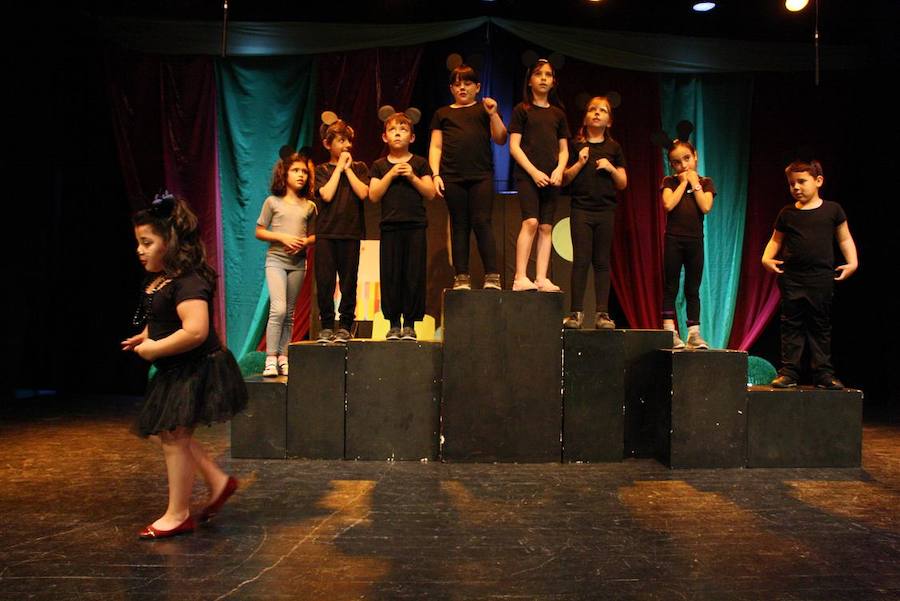 Clausurado el curso de la Escuela Municipal de Teatro Infantil