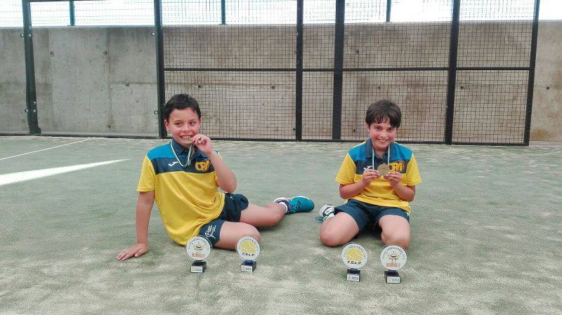 Dos poblanchinos en el podio del pádel extremeño