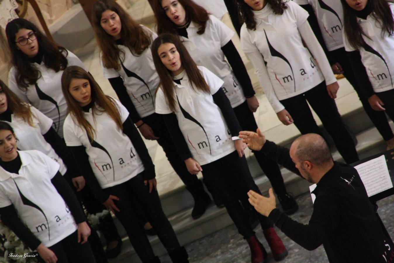 El Coro Amadeus 'IN' ofrecía ayer un concierto en nuestra localidad