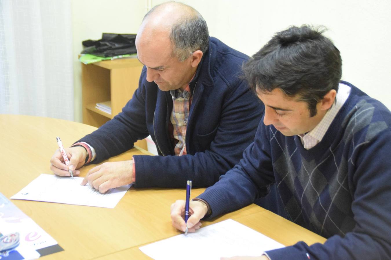 El Consistorio y Cruz Roja Española firman un convenio para la gestión del Centro de Día