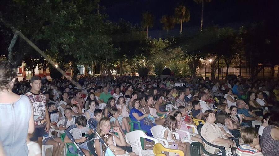 Público asisntente en la edición de Cine de Verano del año 2.017