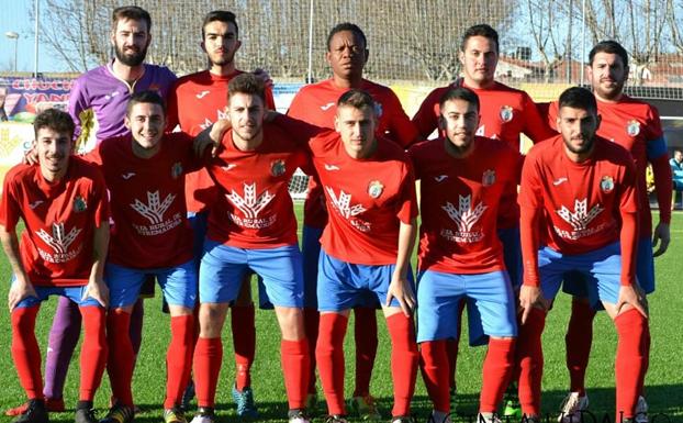 El once inicial que disputó el encuentro ante el Fuenlabrada de los Montes. :: 