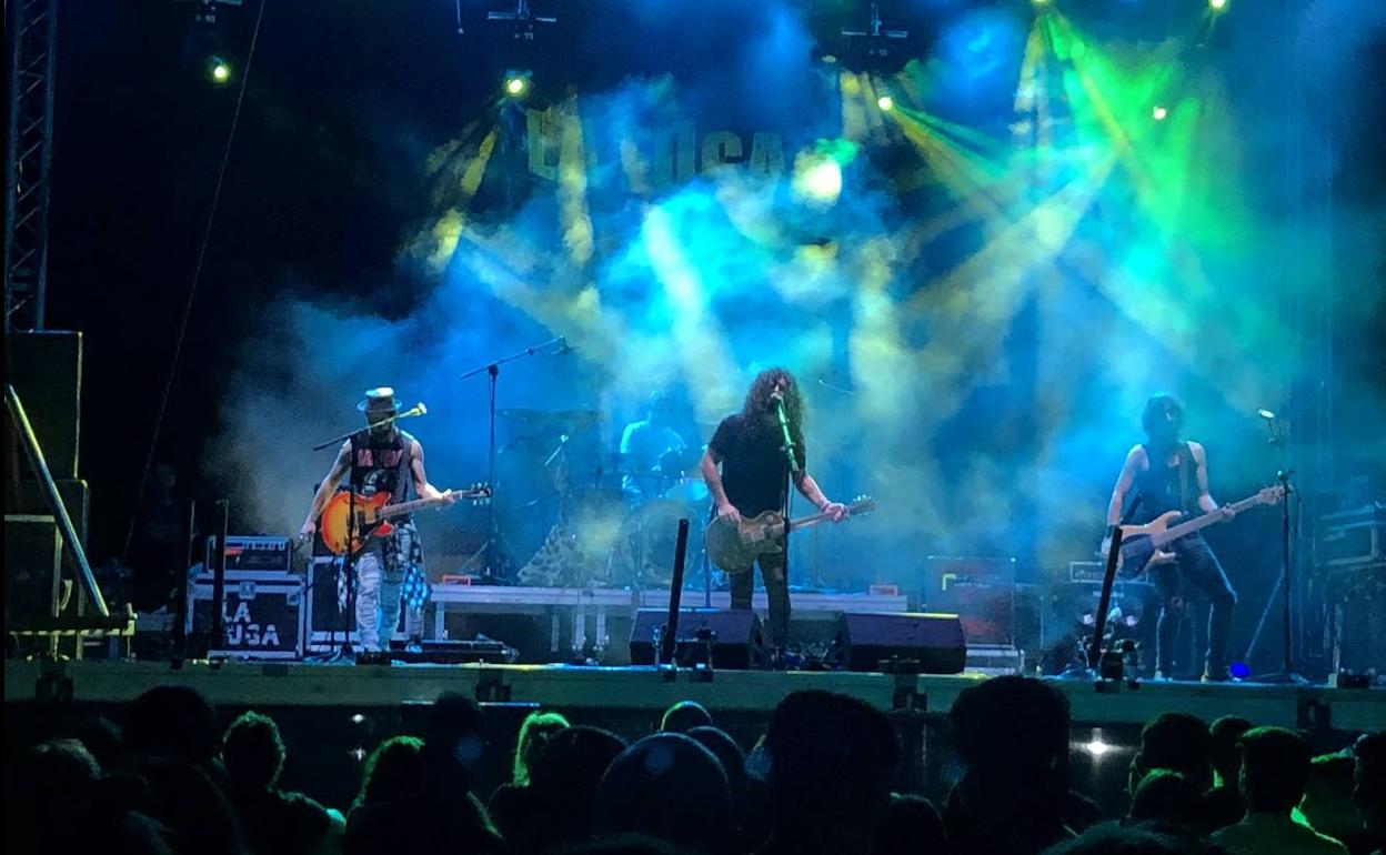 El concierto de La Fuga y Sínkope reunió a más de un millar personas en Quintana