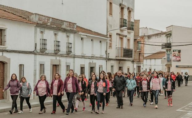 Los senderistas durante la marcha 