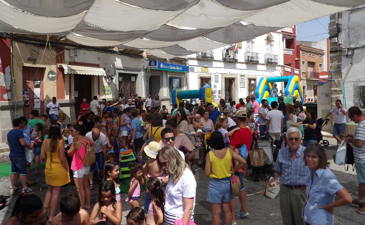 La fiesta del agua de 2019. Una de las actividades preferidas por los niños en la Velá 