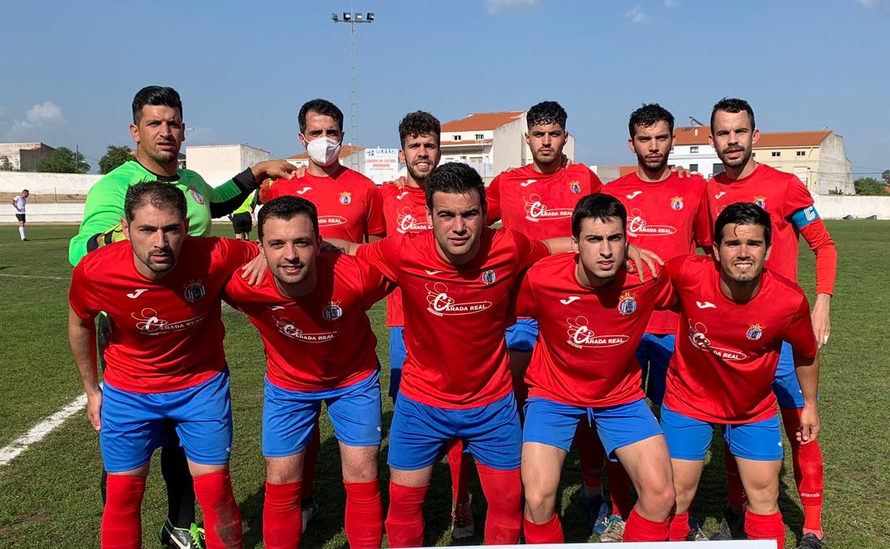 El once inicial que se enfrentó ante Valdehornillo 