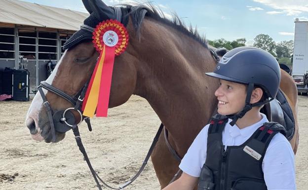 Joaquín Gómez con su caballo 