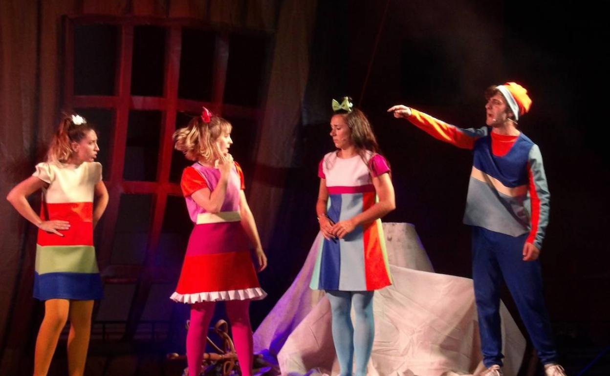 Los protagonistas del musical en la actuación de Quintana 