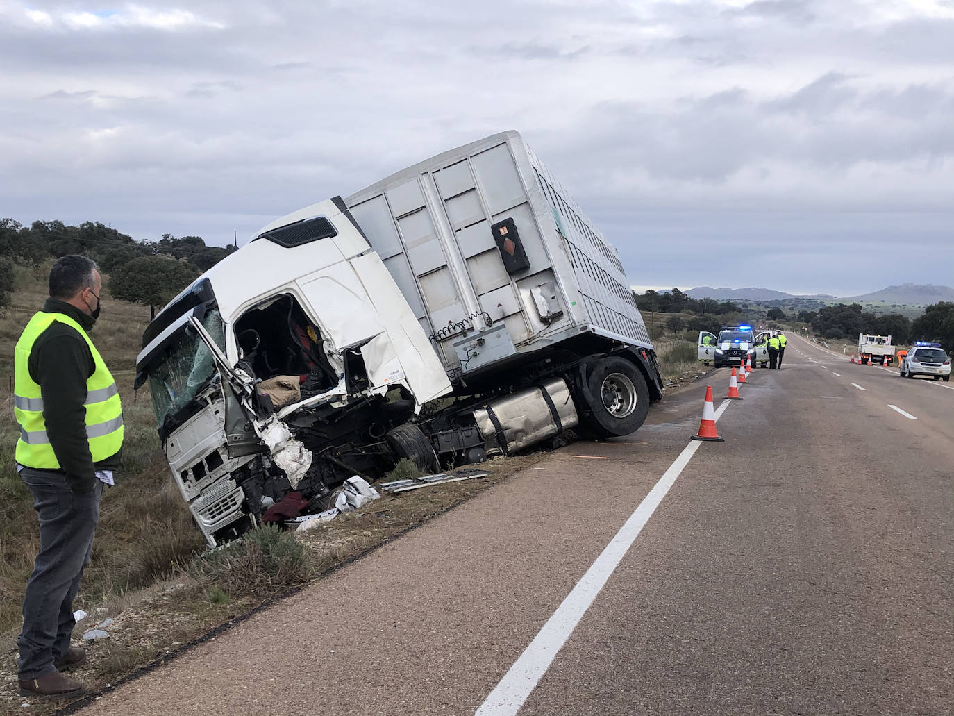 El estado que presentaba el camión tras el accidente 