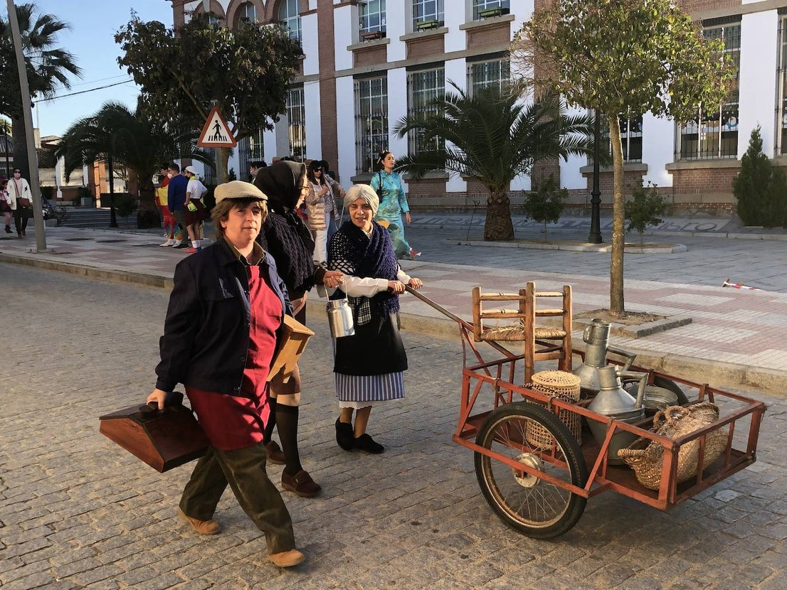 Fotos: El desfile de adultos hace brillar las calles de Quintana