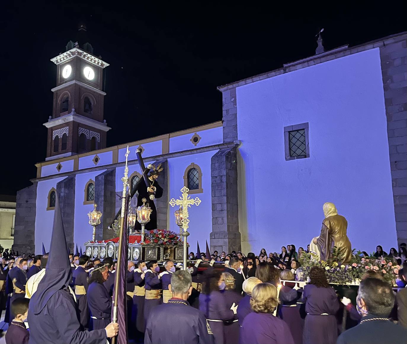 'El Nazareno' sale a la calle acompañado por La Verónica tras más de medio siglo