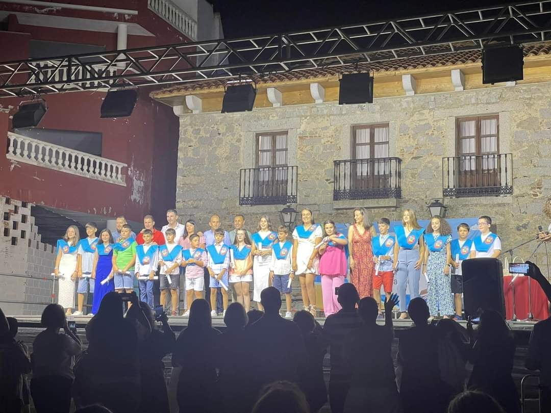Medio centenar de alumnos del CEIP Virgen de Guadalupe se gradúan