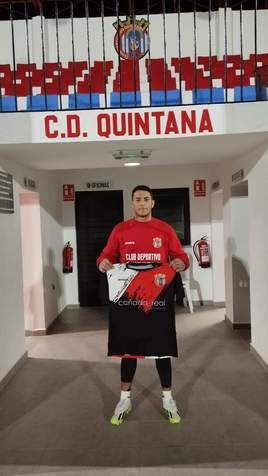 Quintero, presentado como jugador del CD Quintana