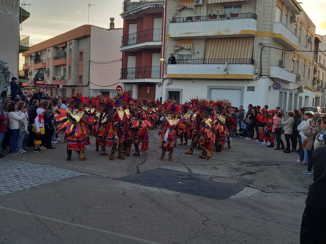 Color, diversión y mucha originalidad en el 'Lunes de Carnaval'