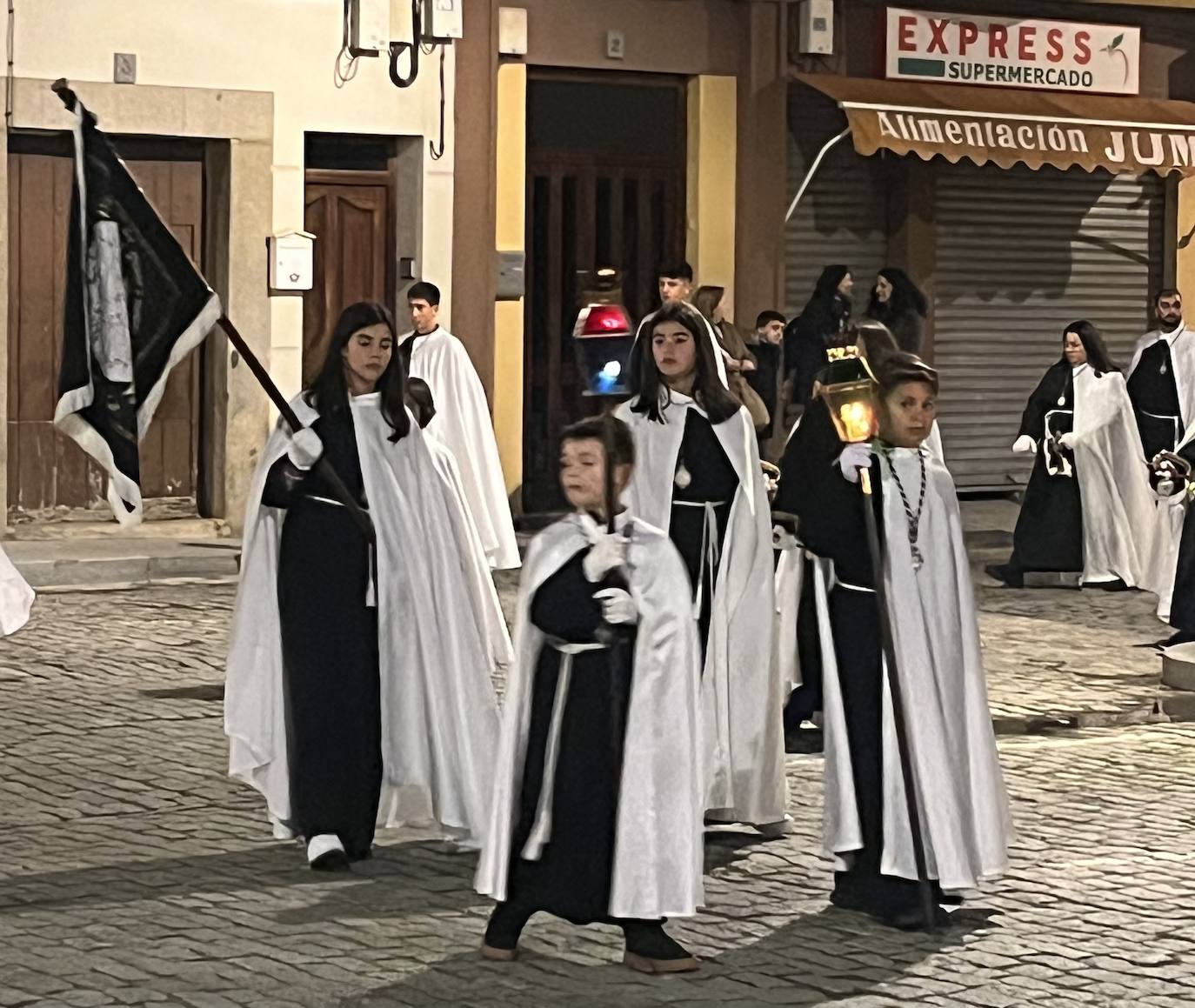 La lluvia altera parte de la Semana Santa quintanense