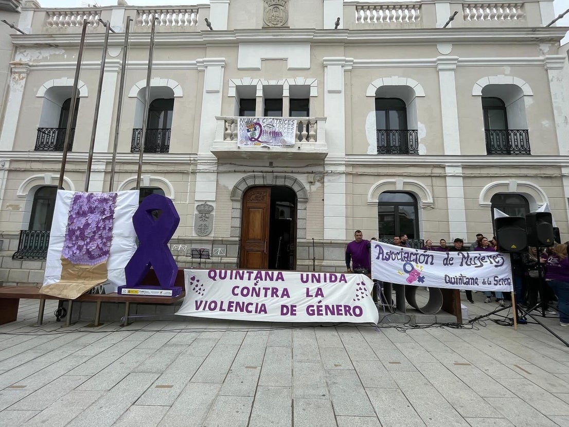 Quintana se une contra la violencia de género